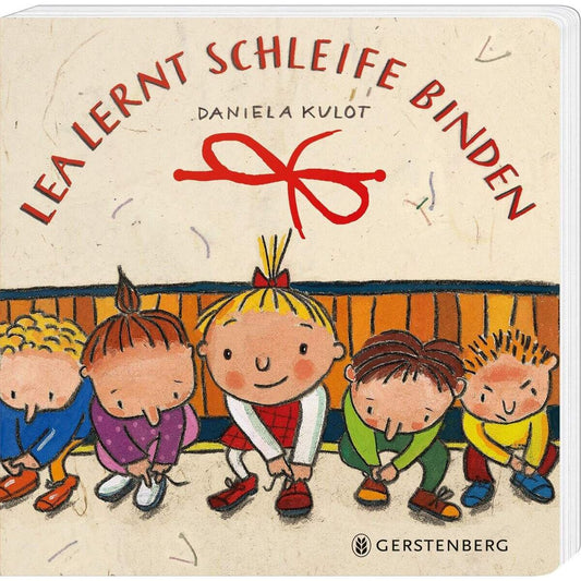 Gerstenberg Lea lernt Schleife binden