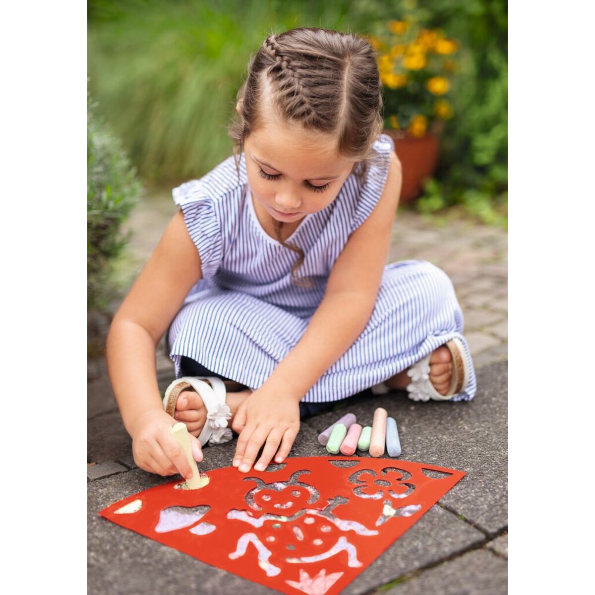 moses. Krabbelkäfer Straßen-Glitzerkreide mit Schablonen