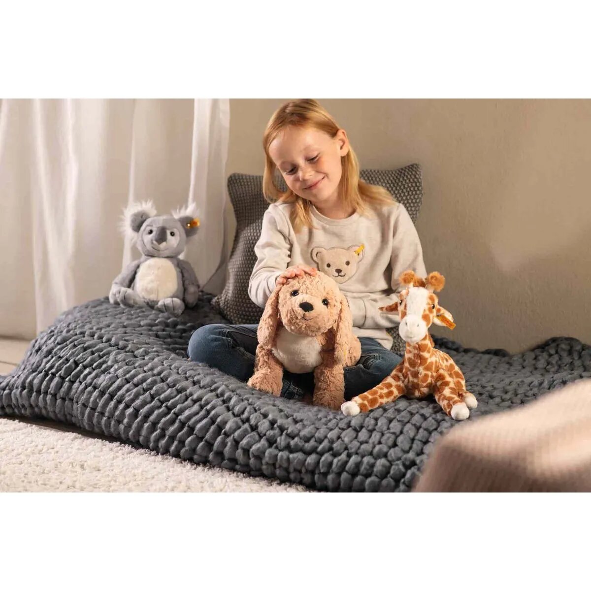 steiff-soft-cuddly-friends-berno-90AFA97D3.jpg