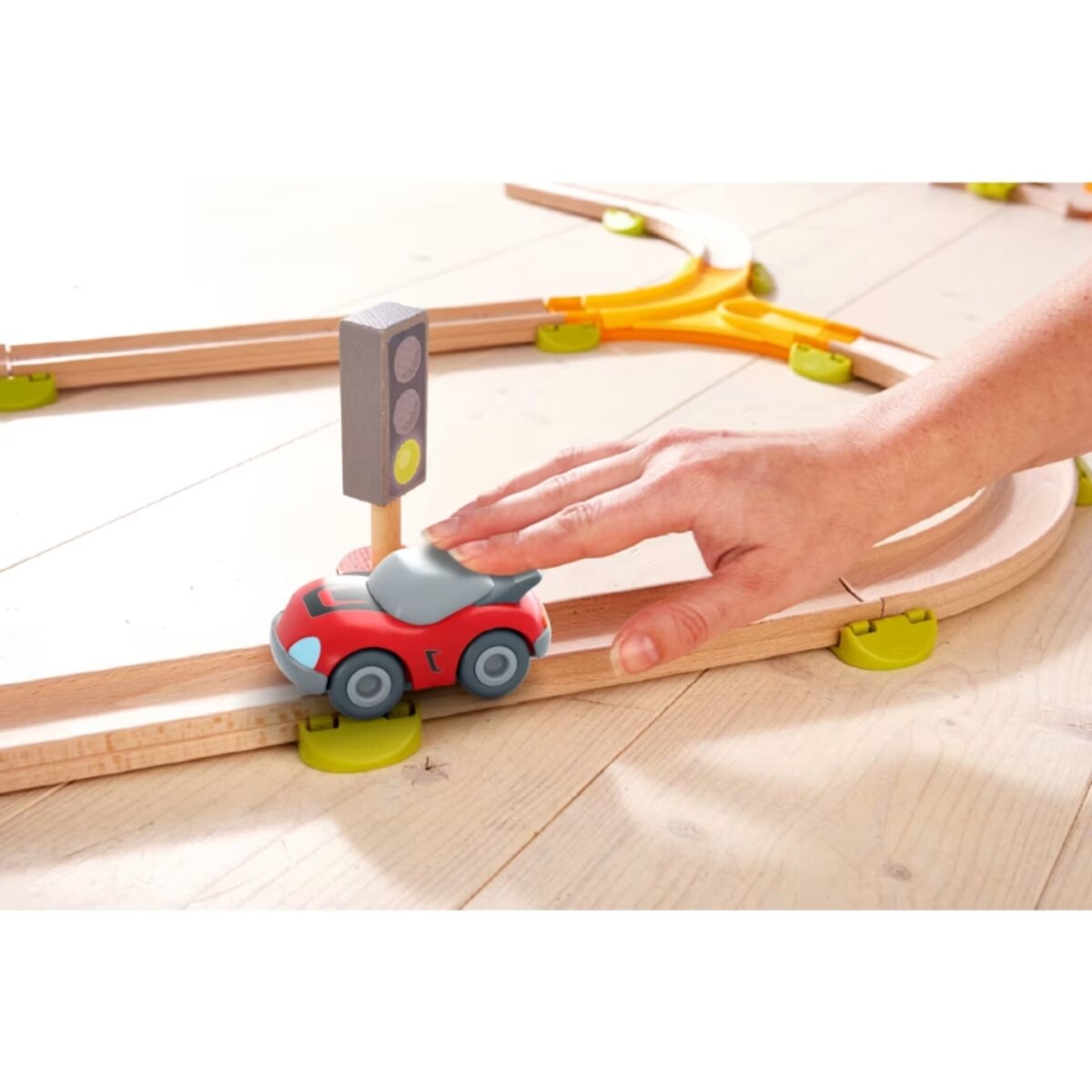 haba-304711-kullerbue-roter-sportwagen-C7C689743.jpg