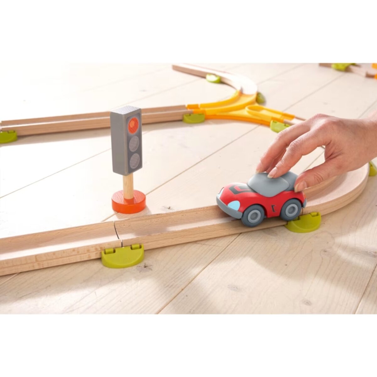 haba-304711-kullerbue-roter-sportwagen-C7C689744.jpg