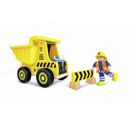 Hape Baumaschine Kipplaster mit Holzfigur und Straßensperre