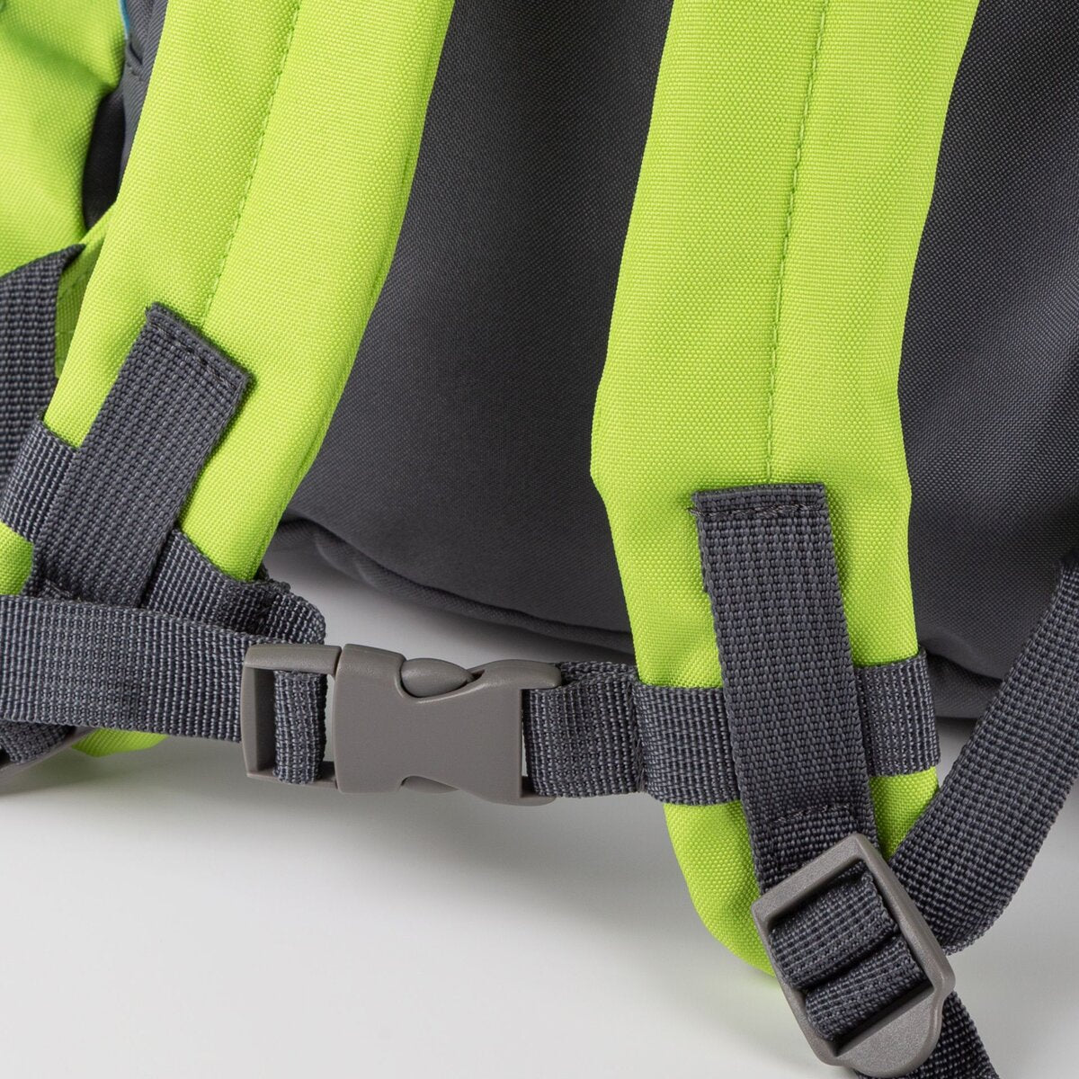 sigikid-kinder-rucksack-traktor-D2BA9E868.jpg